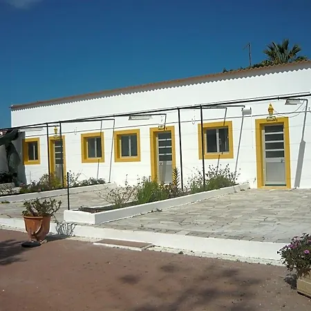 Monte Dos Avos Village - Pet Friendly Hotel 2*
